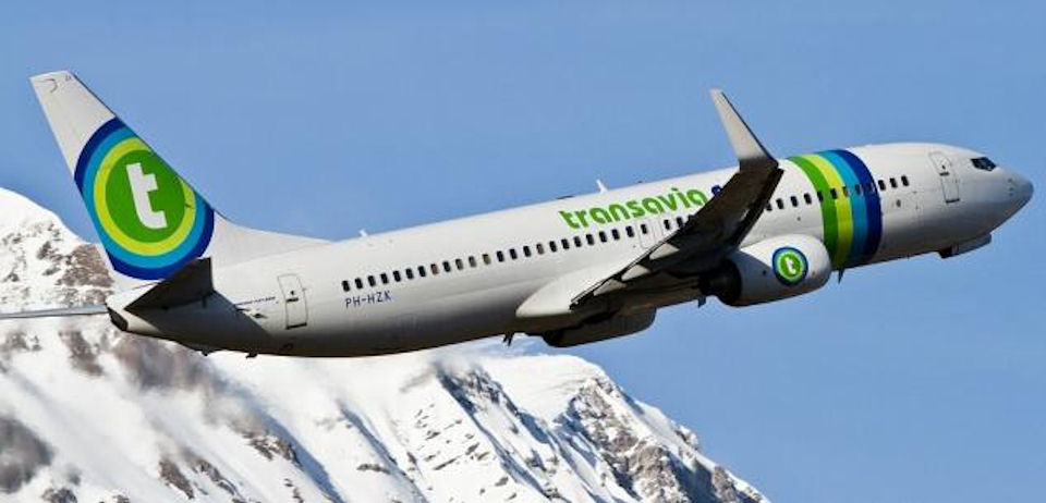 wintersport met vliegtuig transavia